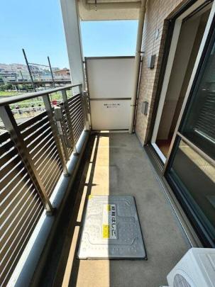 �o���R�j�[