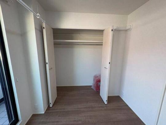 �N���[�[�b�g����܂�