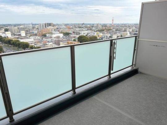 �o���R�j�[