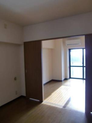 �o���R�j�[�L��