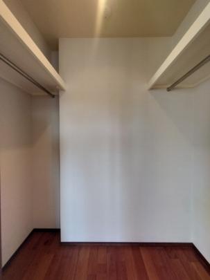 9�K8.2���m����WIC