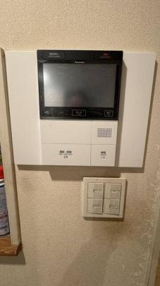 ���j�^�t���C���^�[�z���ł�