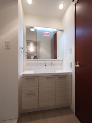 �O�ʋ��t���������ʉ��ϑ�