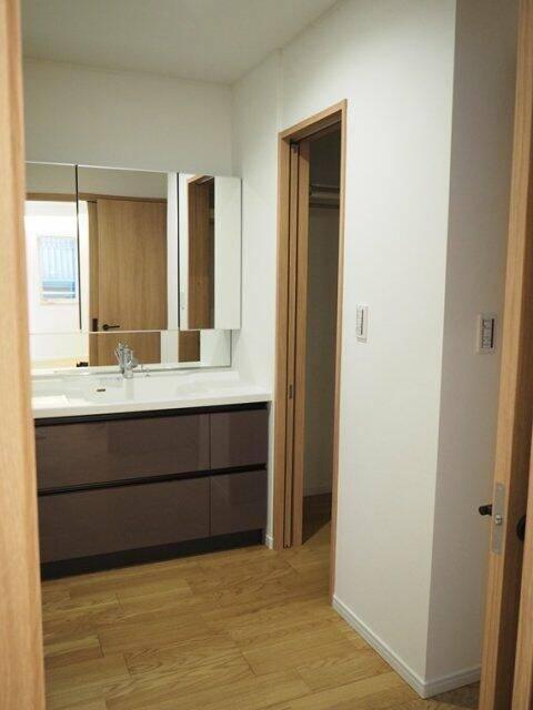 西久保町戸建 部屋画像