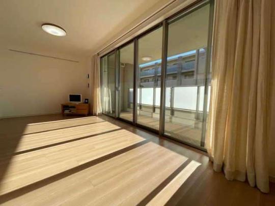 �쐼�������r���O�ł�