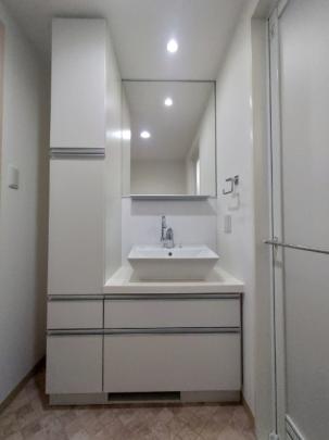 ���[�L�x�Ȑ��ʑ�