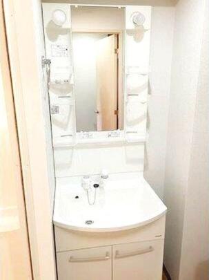 使いやすい洗面台です