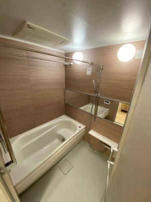 �o�X���[��