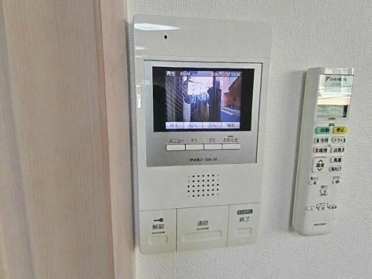 ���j�^�t�I�[�g���b�N