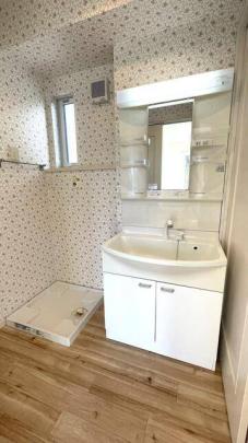 �Ɨ����ʑ�