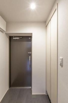 広い玄関スペース