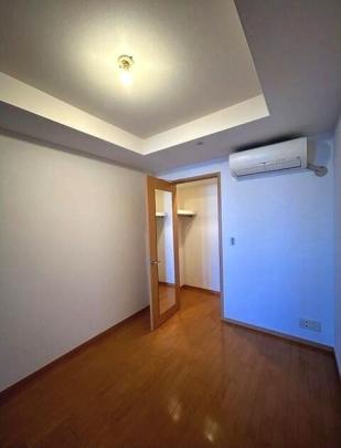 �G�A�R������