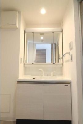 �l�C�ȓƗ����ʑ�ł�