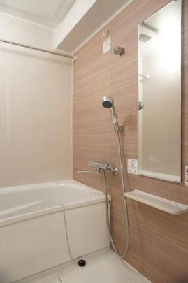 �o�X���[��