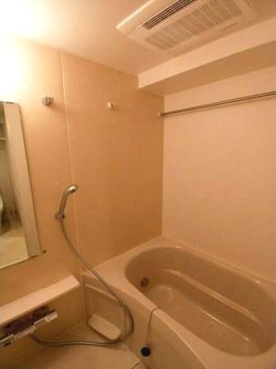 浴室乾燥機完備