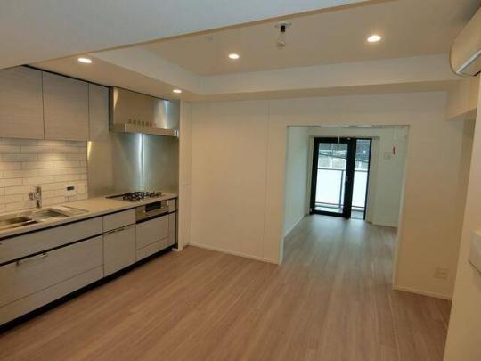 �G�A�R������