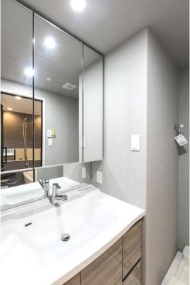 ���������@����