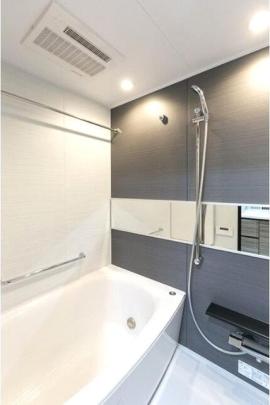 �G�A�R������