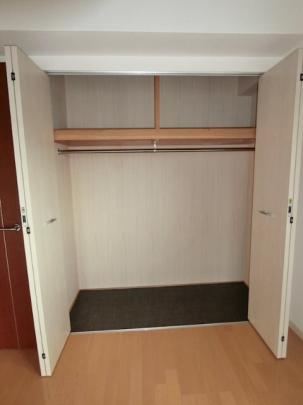 7.2���m���̑傫���N���[�[�b�g