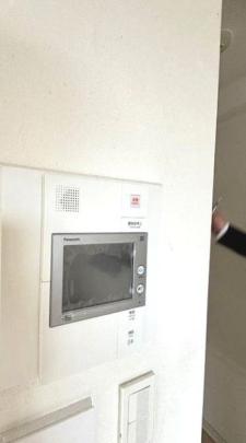 ���j�^�[�t���C���^�[�z��