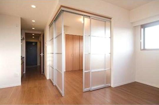 ���r���O