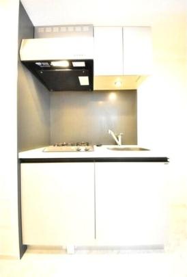 �l�C�̓Ɨ����ʏ�