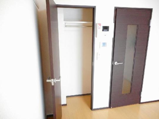 �N���[�[�b�g�L��܂�