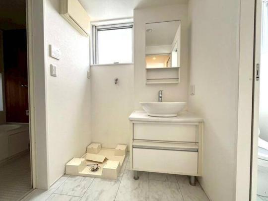 ���ʉ��ϑ�