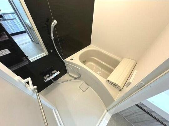 �o�X���[��