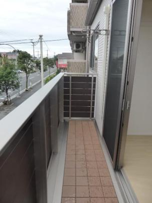 �o���R�j�[