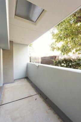 �o���R�j�[