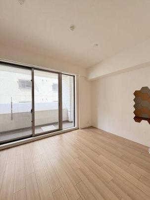 �t���[�����O