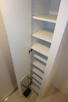 �V���[�Y�N���[�[�b�g����܂�