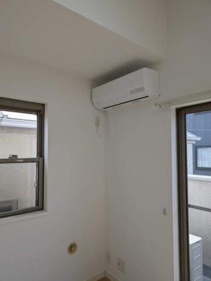 ���������@����