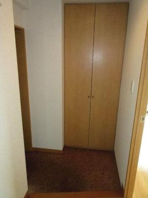 �G�A�R������