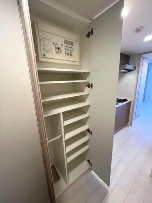�V���[�Y�N���[�[�b�g����I