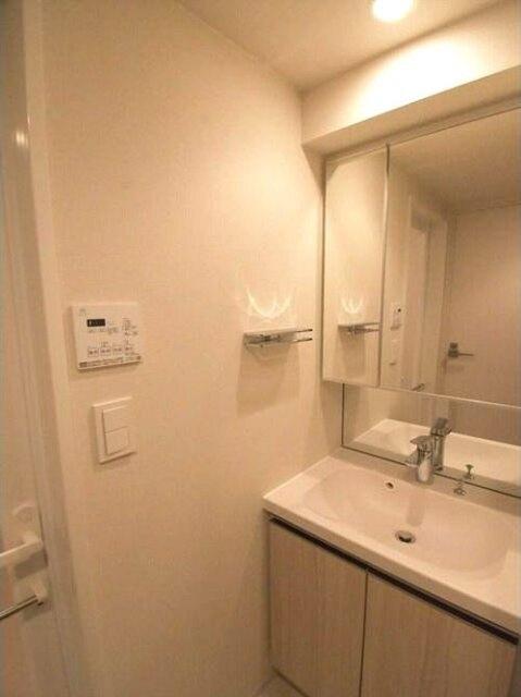 ラクレイス横濱関内 部屋画像