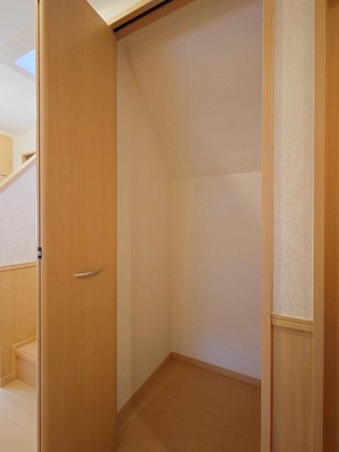 プロイド中央F棟 部屋画像