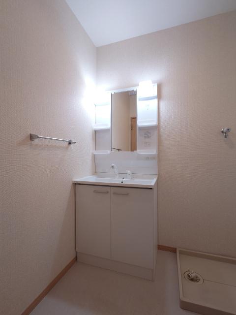 プロイド中央F棟 部屋画像