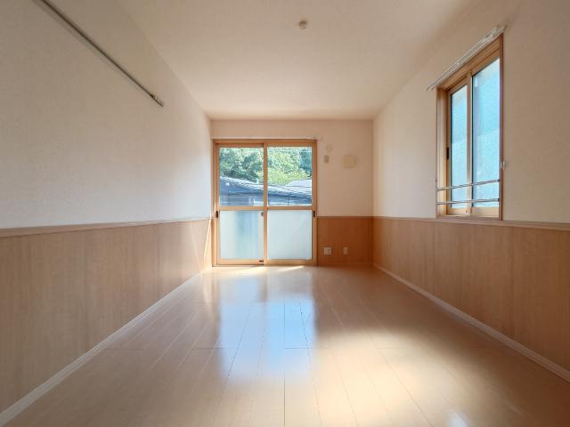 プロイド中央F棟 部屋画像