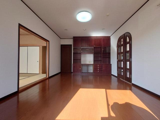 菅田町戸建 リビング