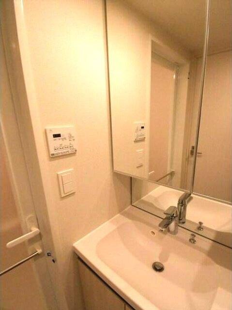 ラクレイス横濱関内 部屋画像