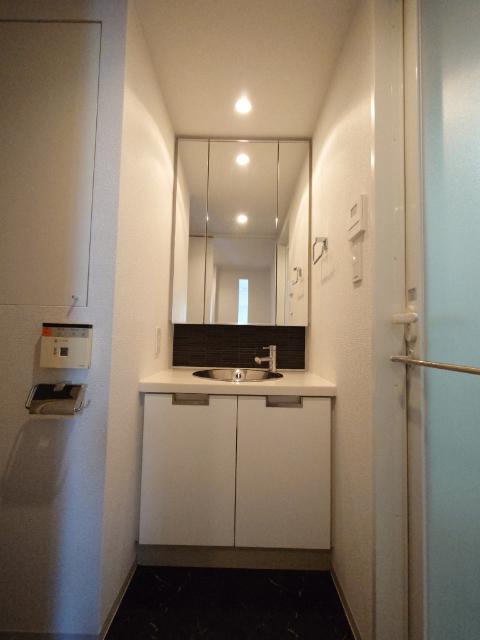 ドゥーエ横濱桜木町 部屋画像