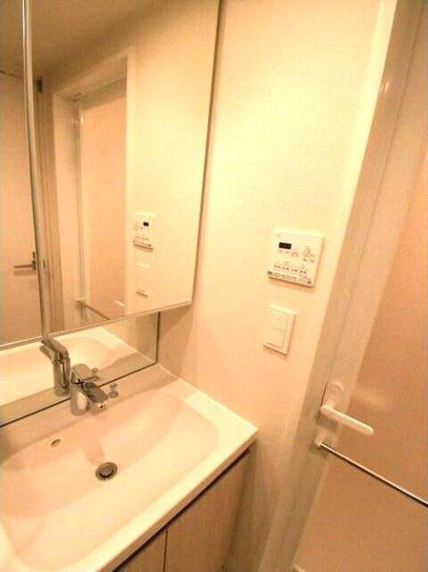 ラクレイス横濱関内 部屋画像