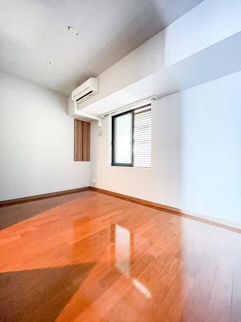 ＴＨＥＫＯＳＵＧＩＴＯＷＥＲ 部屋画像