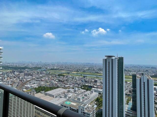 ＴＨＥＫＯＳＵＧＩＴＯＷＥＲ 部屋画像