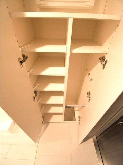ラクレイス横濱関内 部屋画像