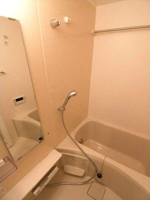 ラクレイス横濱関内 部屋画像