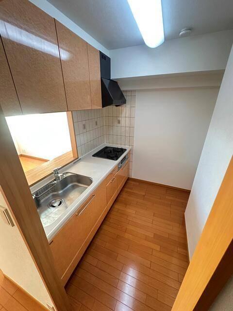 ドメス山下町ベイタワー 部屋画像