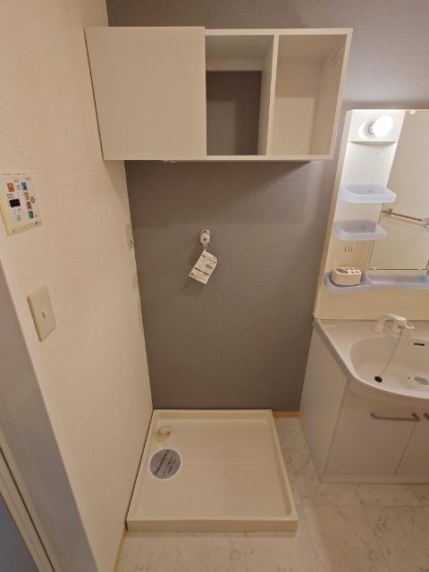 プロイド中央H棟 部屋画像